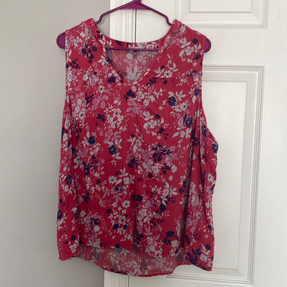 Sleeveless floral blouse by Gap.  Size XL.  Gently loved and gently worn.